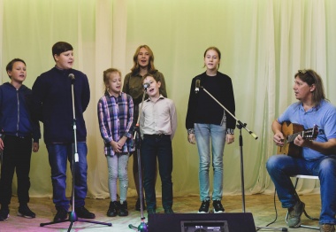 Камерный акустический концерт студии гитары состоялся в Культурном центре «Яковлевское»