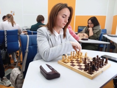 Работники школы №1391 пригласили учеников и учителей присоединиться к шахматному кружку