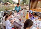 Мастер-класс по рисованию на свежем воздухе «Спелых ягод аромат» прошел в поселении Новофедоровское