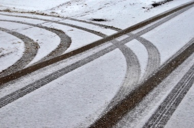 Метеорологи сообщили о снеге и гололеде в Москве