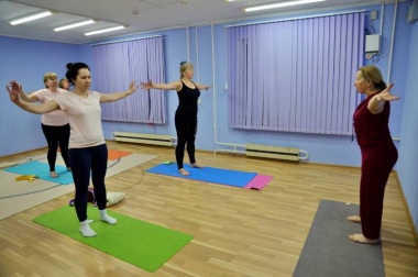 Получатели социальных услуг из Новофедоровского смогут присоединиться к занятию по йоге