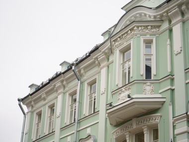 С 2015 года в Москве капитально отремонтировали свыше 8 тысяч крыш жилых домов
