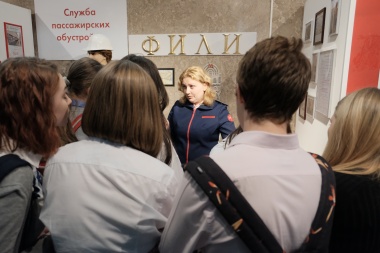 Школьников из Новофедоровского пригласили на вебинар о метро