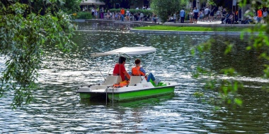 В парках Москвы начинают работать лодочные станции
