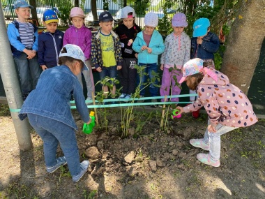 Сотрудники детского сада в Яковлевском рассказали о летних занятиях дошкольников